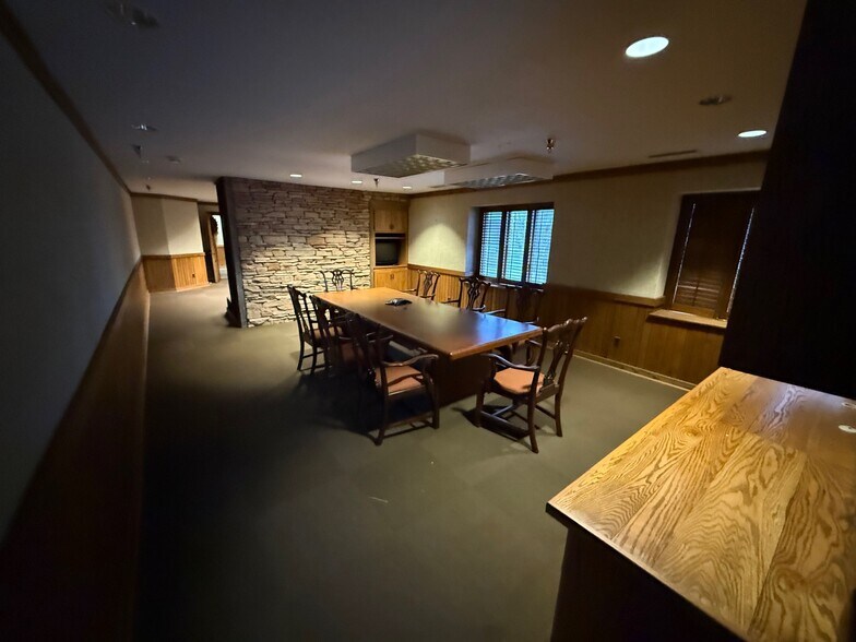 More Photos Of 770 Augusta Rd, Edgefield Office For Lease