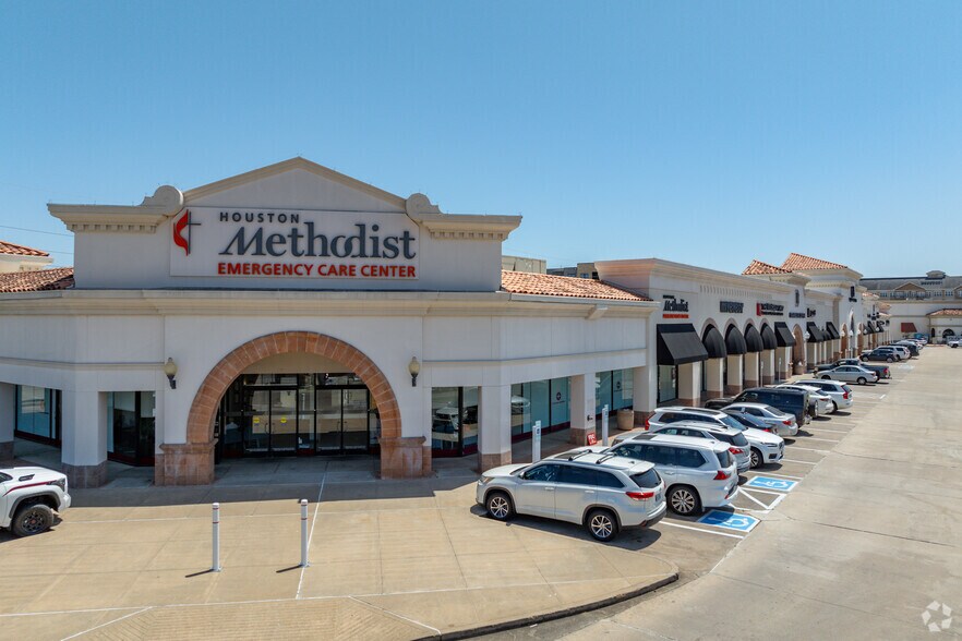 More Photos Of 1635-1745 S Voss Rd, Houston Unknown For Lease