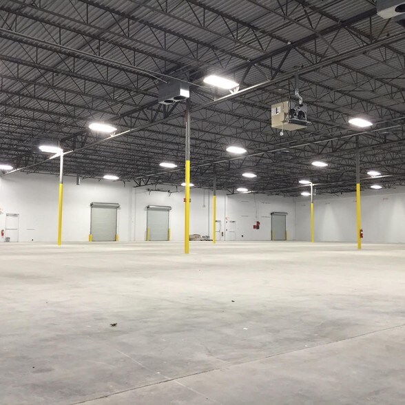 More Photos Of 1505 Pavilion Pl, Norcross Distribution For Lease