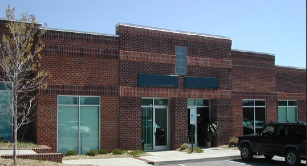 More Photos Of 6300 Limousine Dr, Raleigh Light Distribution For Lease