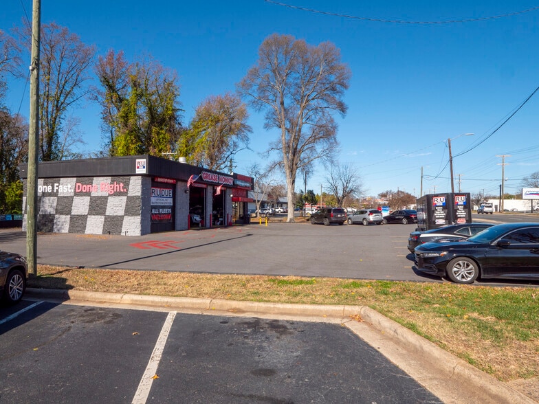 More Photos Of 6324 South Blvd, Charlotte Auto Repair For Sale