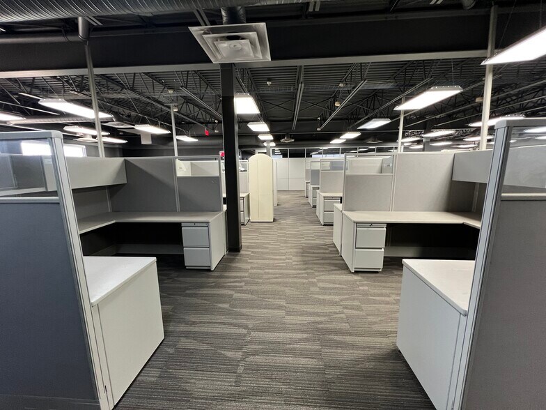 More Photos Of 430077 Range Road 261, Ponoka Office For Lease