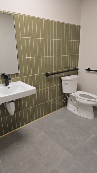 More Photos Of 601 N Main St, Glassboro Medical For Lease