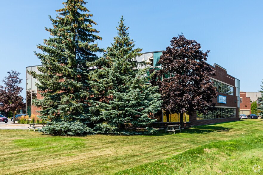 More Photos Of 6 Antares Dr, Nepean Office For Sale