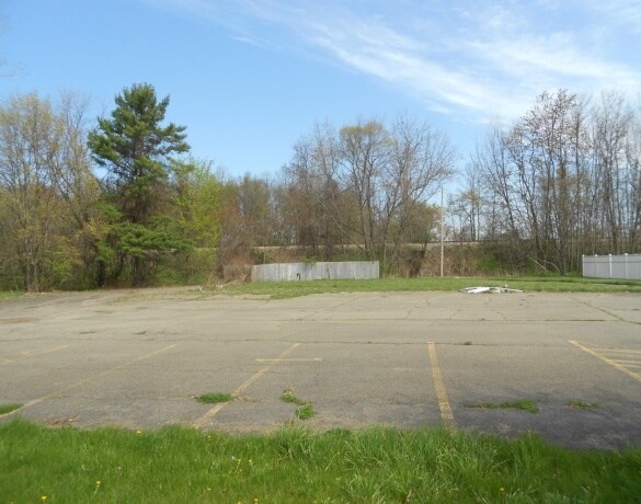 More Photos Of 347 E Fairmount Ave, Lakewood Land For Lease