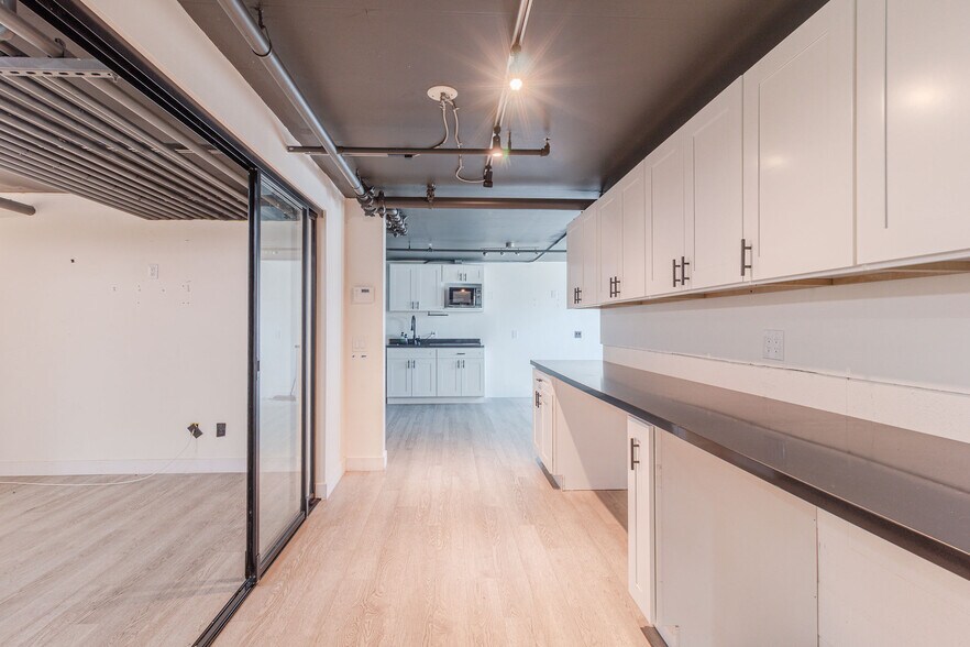 More Photos Of 811 25th St, San Diego Apartments For Lease