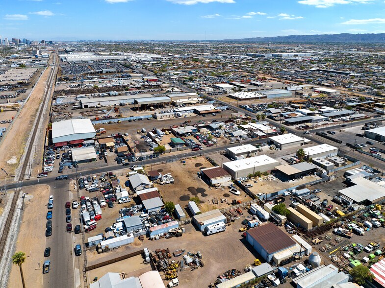 More Photos Of 424 S 31st Ave, Phoenix Service For Sale