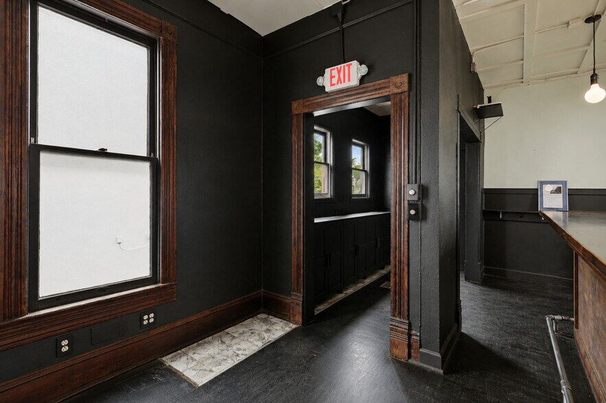 More Photos Of 318 Martinez St, San Antonio Storefront Retail Office For Lease