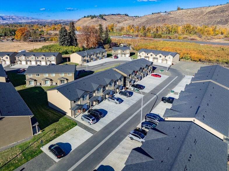 More Photos Of 5101 W Powerhouse Rd, Yakima Apartments For Sale