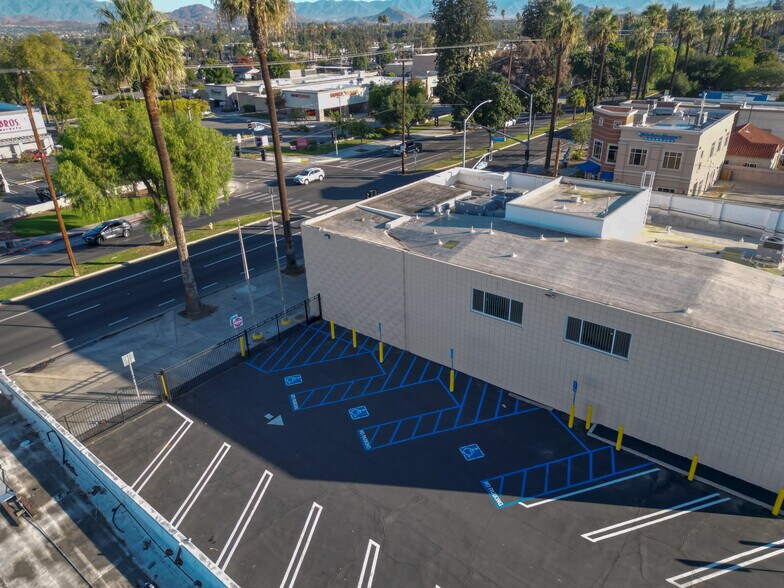 More Photos Of 9204 Magnolia Ave, Riverside General Retail For Sale