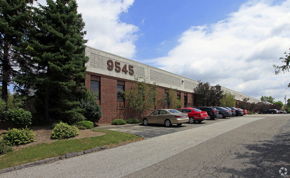 Primary Photo Of 9545 Midwest Ave, Garfield Heights Manufacturing For Lease