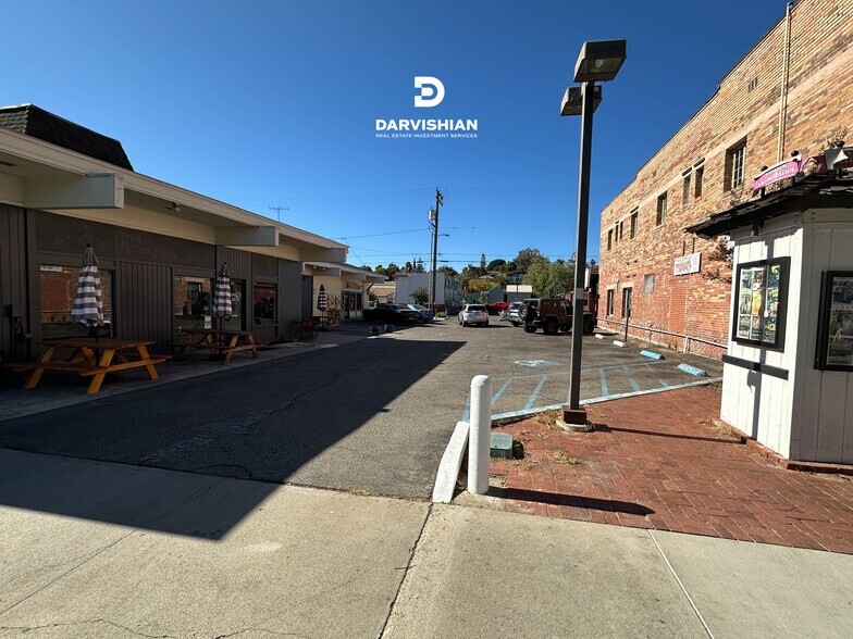 More Photos Of 125 S Main Ave, Fallbrook Storefront Retail Office For Sale