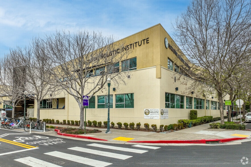 Primary Photo Of 5900 Doyle St, Emeryville Office For Sale