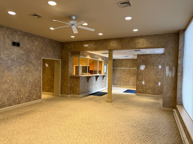 More Photos Of 3701 Perkiomen Ave, Reading Medical For Sale