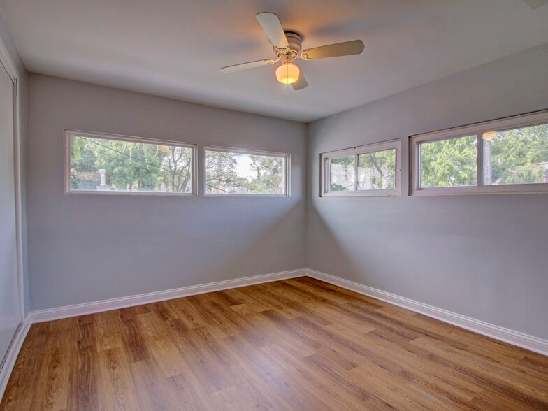 More Photos Of 3938 N Central Ave, Chicago Storefront Retail Residential For Sale