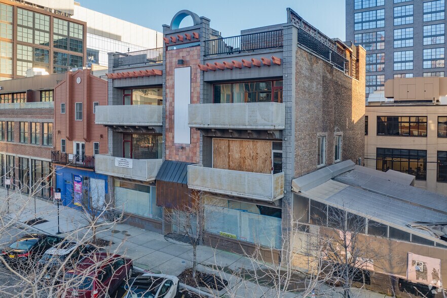 More Photos Of 1113 W Randolph St, Chicago Storefront Retail Residential For Sale