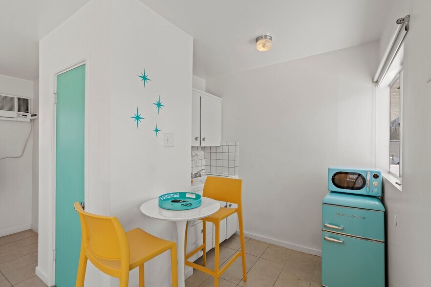 More Photos Of 12689 Eliseo Rd, Desert Hot Springs Hotel For Sale