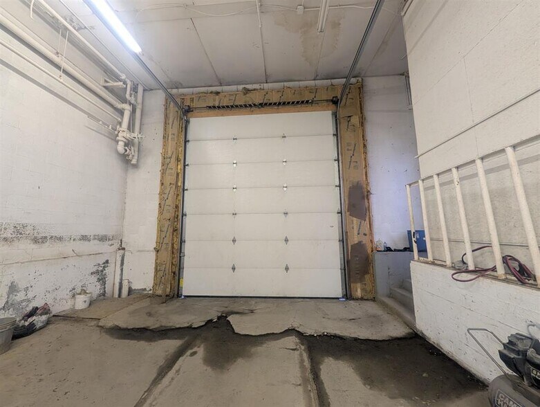 More Photos Of 91 Main St, Claremont Self Storage For Sale