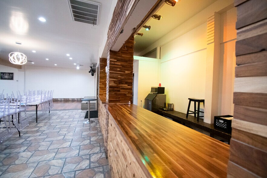 More Photos Of 1145 S Wells Ave, Reno Freestanding For Sale