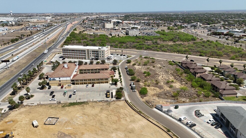 More Photos Of 1400 Hospitality Dr, Laredo Land For Sale