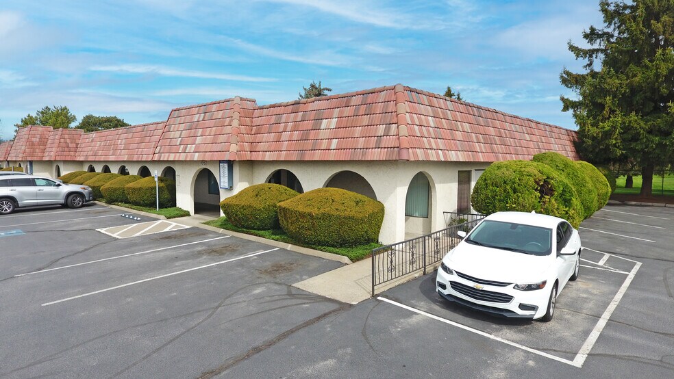 More Photos Of 1015 S 40th Ave, Yakima Medical For Lease