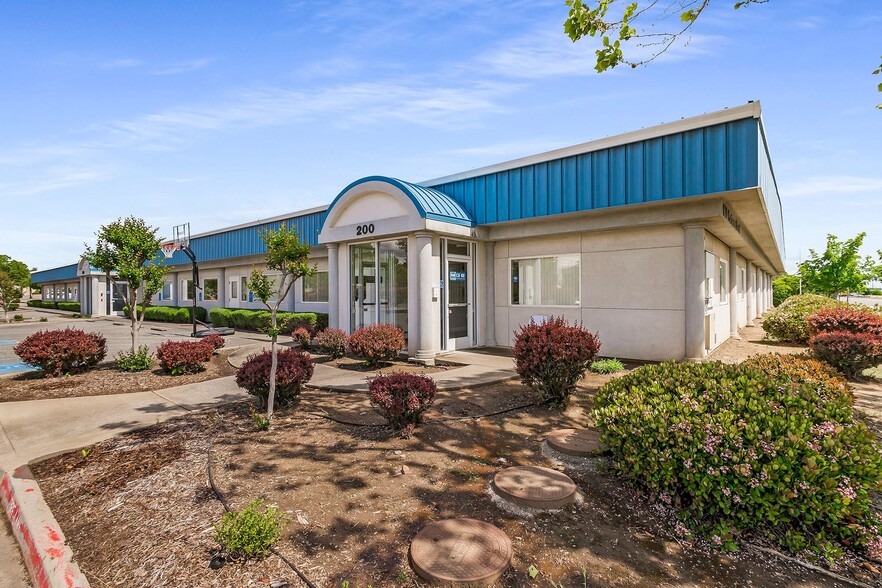More Photos Of 900 Fortress St, Chico Office For Sale