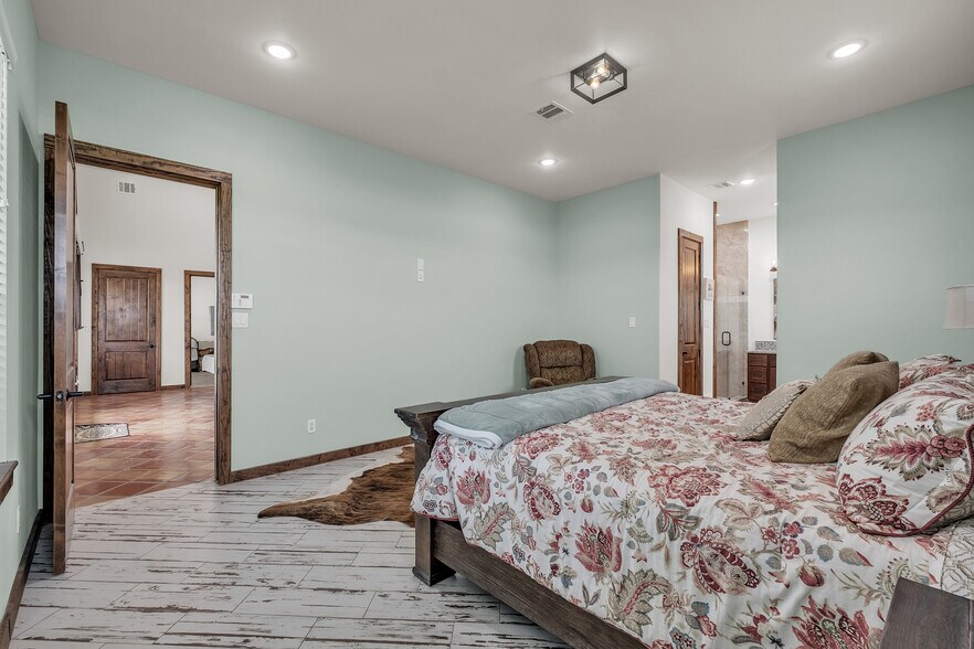 More Photos Of 1048 11th st, Rock Island Land For Sale