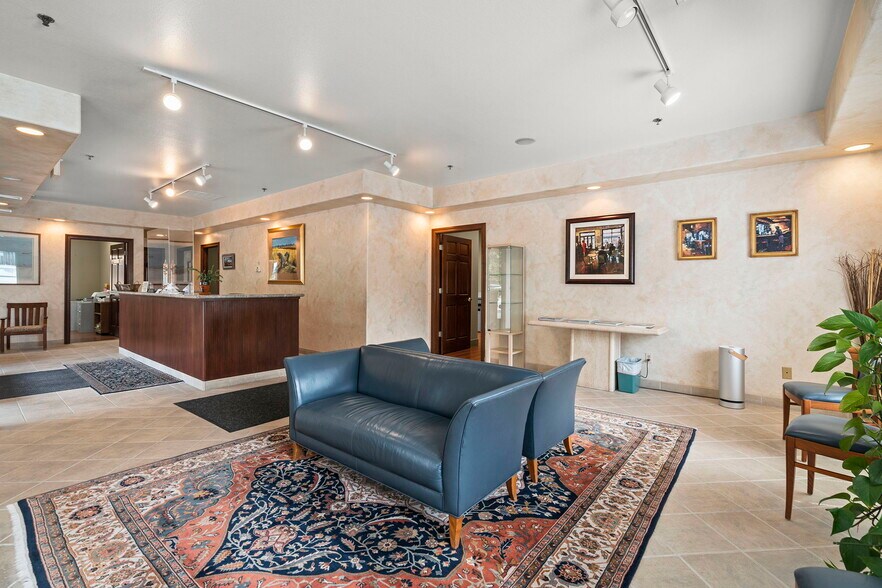 More Photos Of 530 Hammill Ln, Reno Office For Lease