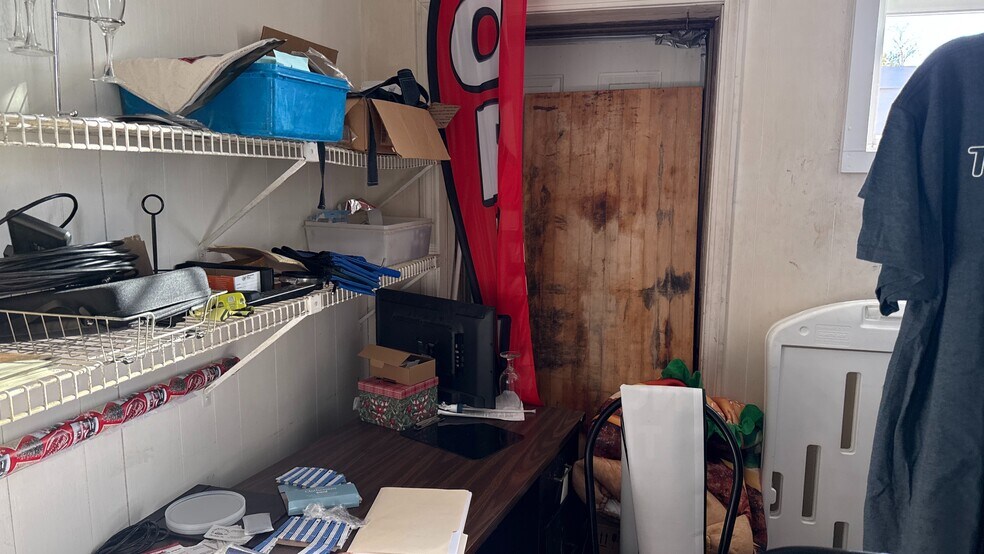 More Photos Of 1105 MA-28 Rt, South Yarmouth Restaurant For Sale