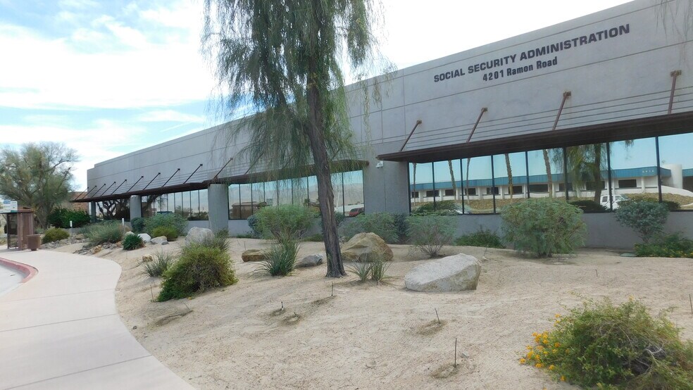 More Photos Of 4201 E Ramon Rd, Palm Springs Office For Sale
