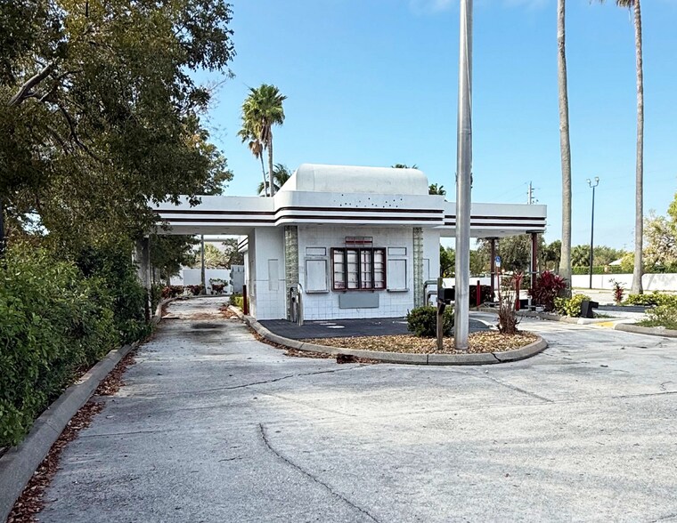 More Photos Of 500 E Yamato Rd, Boca Raton Freestanding For Lease