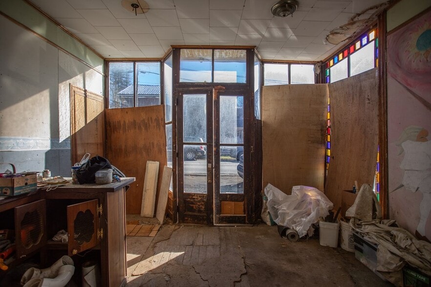 More Photos Of 11 E Hill Rd, Covington Apartments For Sale