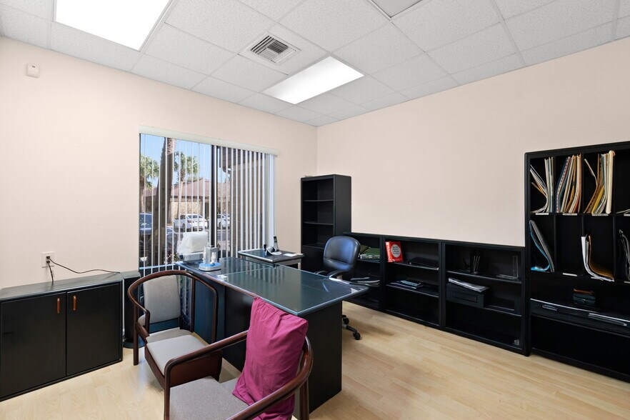 More Photos Of 611 Druid Rd E, Clearwater Medical For Sale