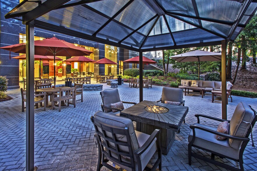 More Photos Of 5607 Glenridge Dr NE, Atlanta Office For Lease