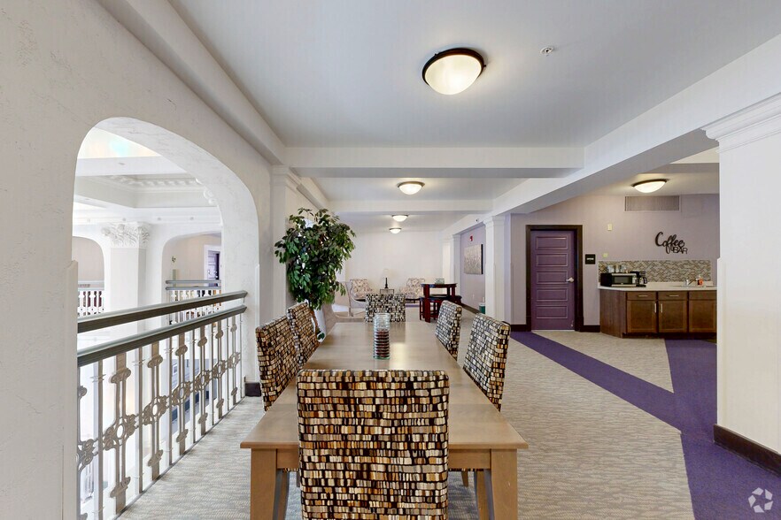 More Photos Of 172 N College Ave, Fort Collins Apartments For Lease