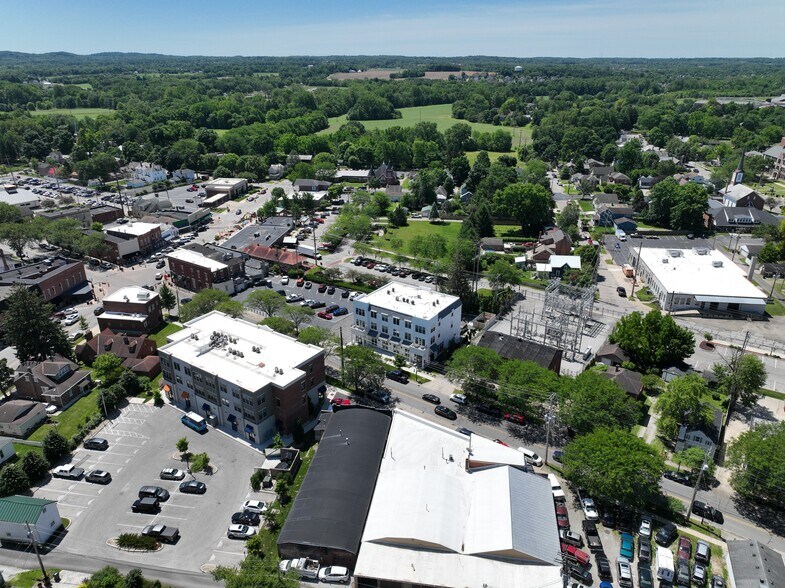 More Photos Of 18 W Waterloo St, Canal Winchester Apartments For Lease