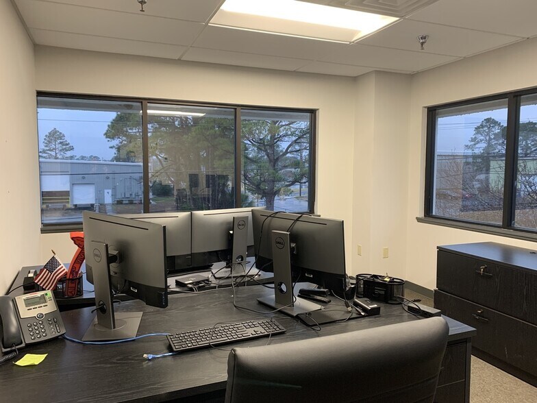 More Photos Of 634 Anchors St NW, Fort Walton Beach Office For Lease