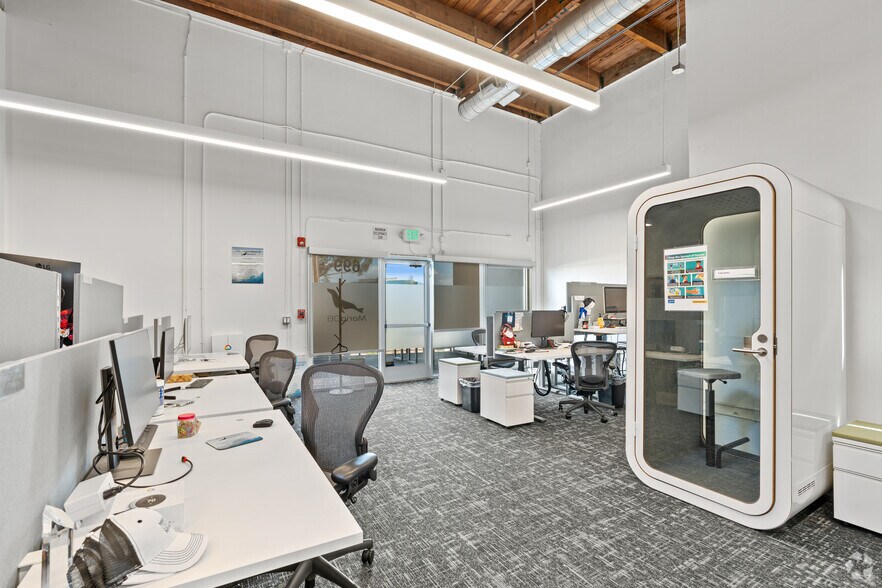 More Photos Of 699 Veterans Blvd, Redwood City Office For Lease