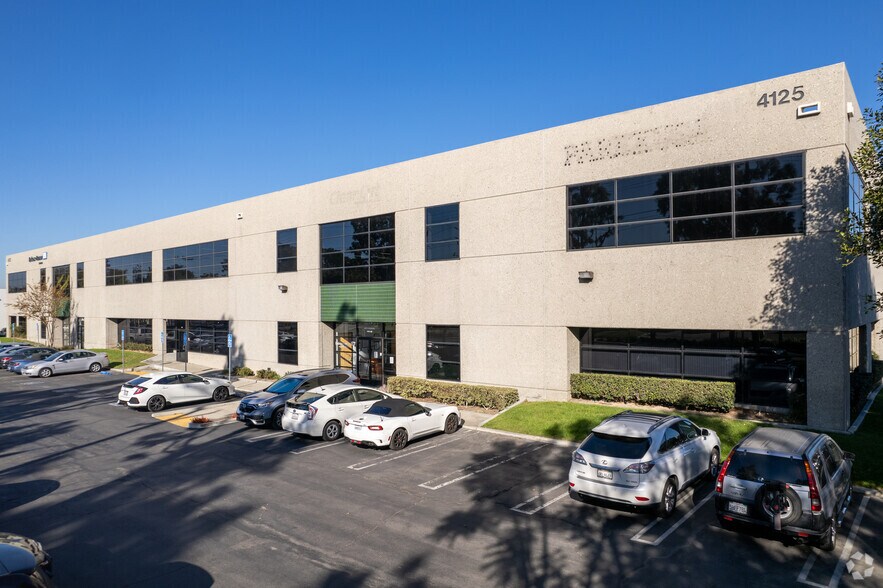 More Photos Of 4155-4165 E La Palma Ave, Anaheim Research And Development For Lease