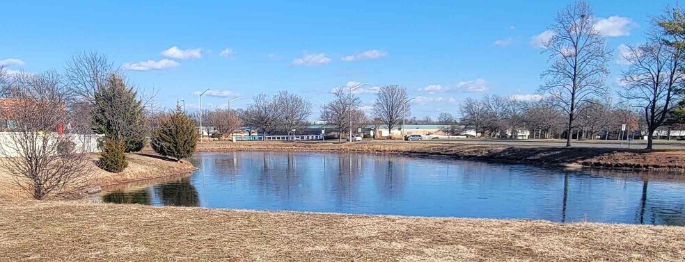 More Photos Of 4229 Lafayette Center Dr, Chantilly Office For Sale