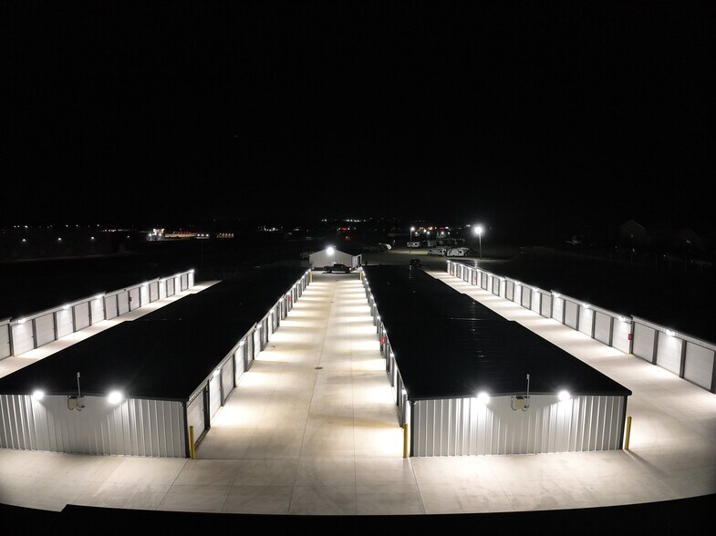 More Photos Of 3556 Marnie Ave, Waterloo Self Storage For Sale