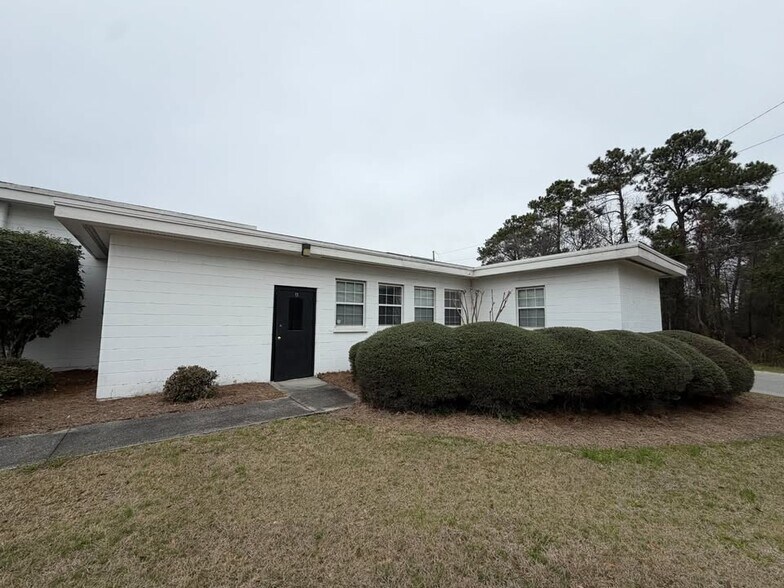 More Photos Of 4208 Pace St, North Charleston Warehouse For Lease