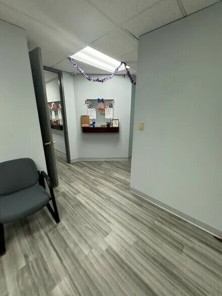 More Photos Of 6101 Webb Rd, Tampa Medical For Sale