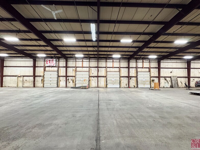 More Photos Of 39B Plains Rd, Essex Warehouse For Lease