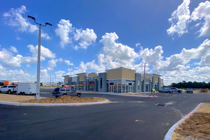 More Photos Of 17075 Cagan Ridge Blvd, Clermont Medical For Lease