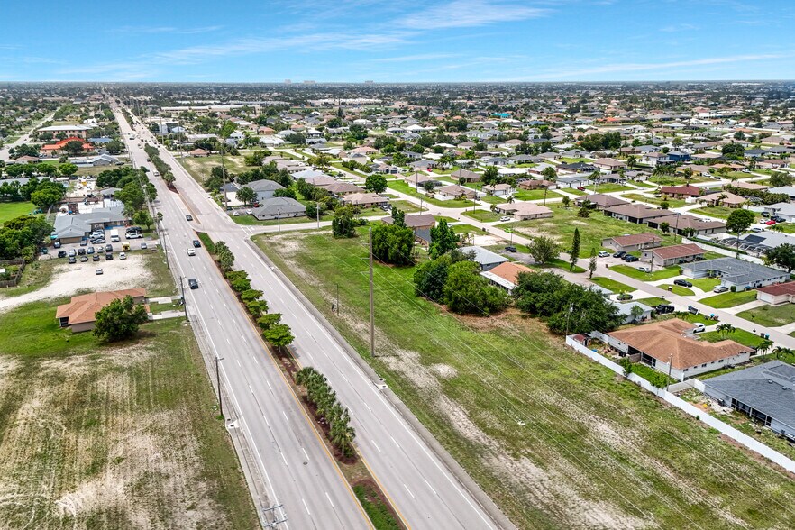 More Photos Of 1800 SW Santa Barbara Pl, Cape Coral Land For Sale