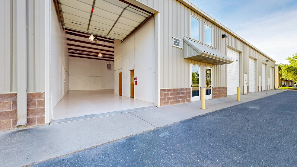 More Photos Of 200 12th St SW, Loveland Warehouse For Sale
