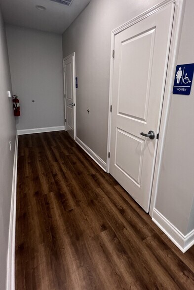 More Photos Of 347 Prado Way, Greenville Office For Sale