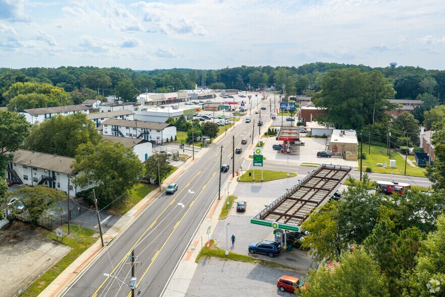 More Photos Of 3059 Washington Rd, East Point Freestanding For Sale