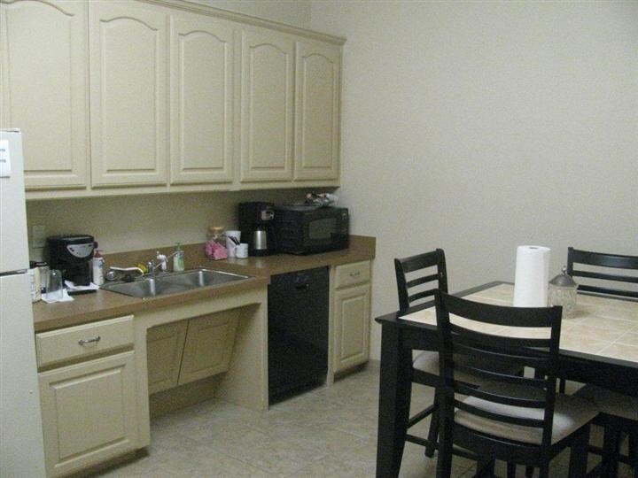 More Photos Of 1716 Chadwick Ct, Hurst Medical For Sale